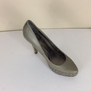 Vince Camuto Tan Taupe Marla Leather Platform Heels Size 8B